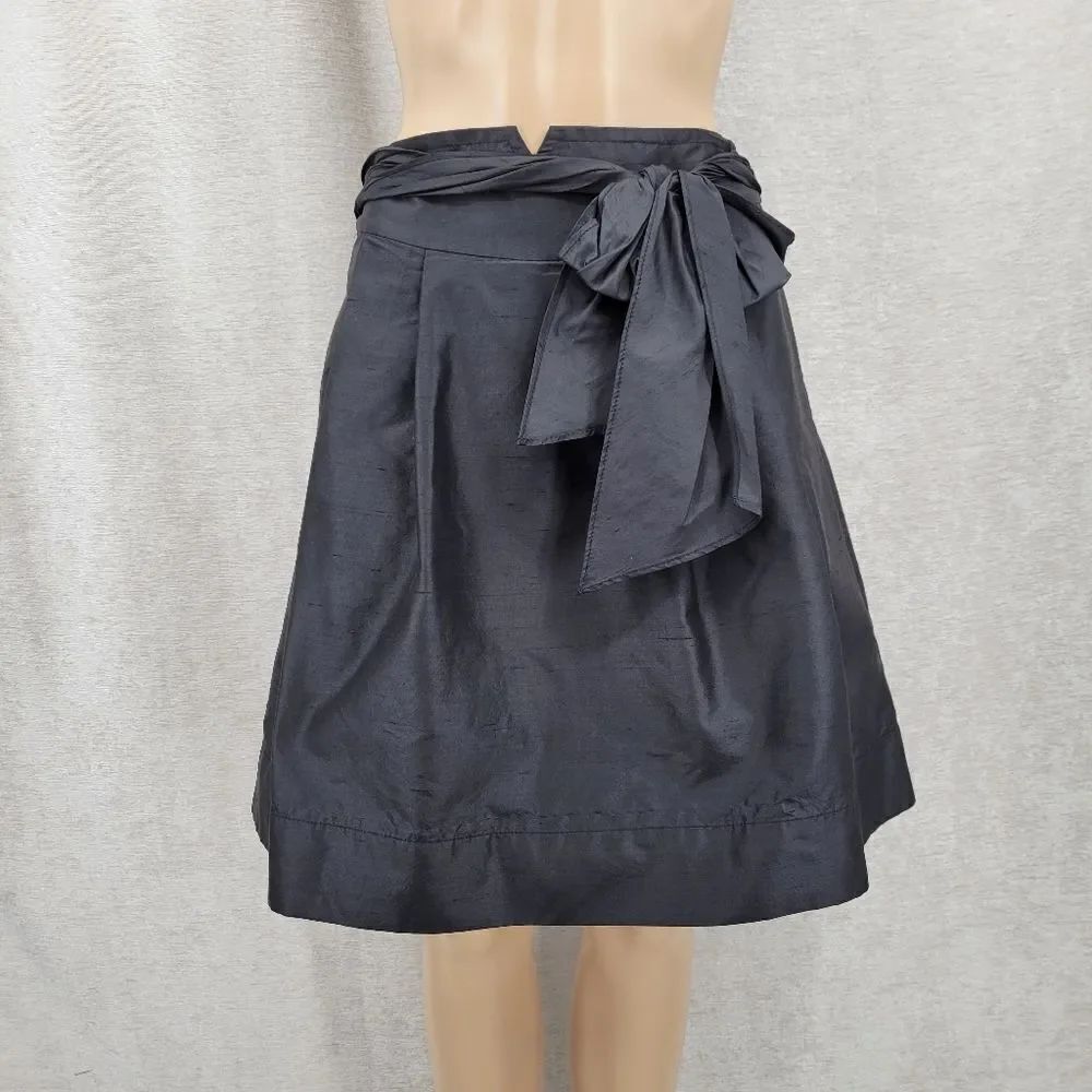 Trina Turk Silk Crepe Black A-Line Pleated Midi Skirt Bow Ties Waist Pockets
